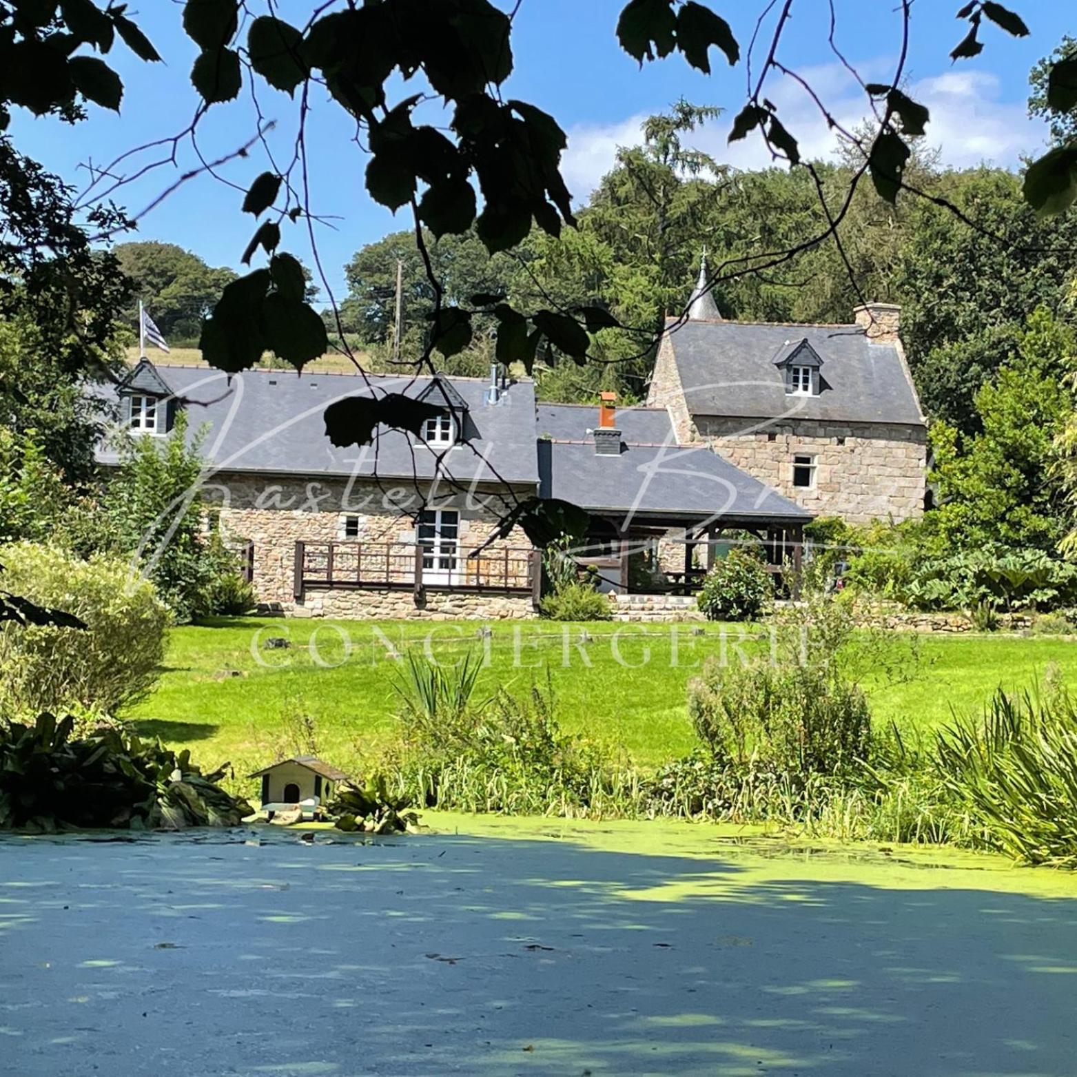 La Familiale Du Manoir De Kerollivier Villa Saint-Gilles-Pligeaux Eksteriør bilde